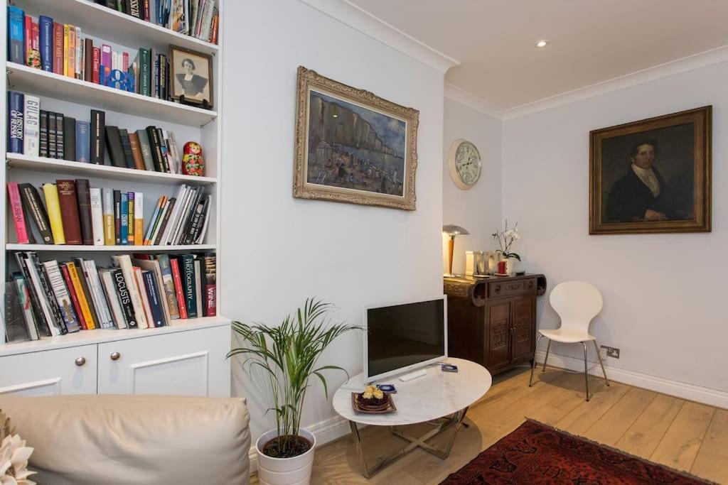 2 Bed Room Flat Near Westfield, West ロンドン エクステリア 写真